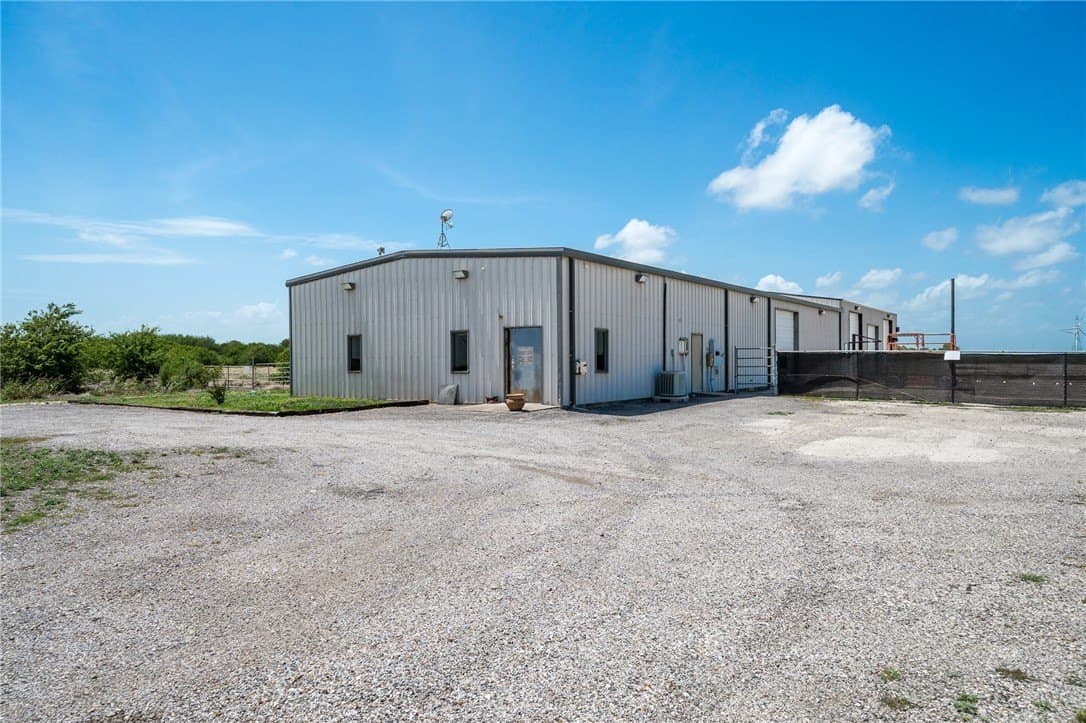 100,000 acres in San Patricio County - photo 4