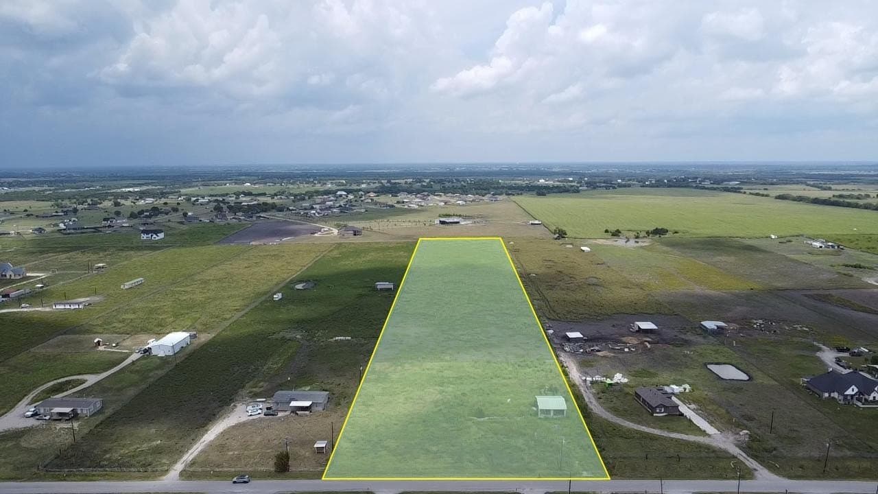10.14 acres in Kaufman County