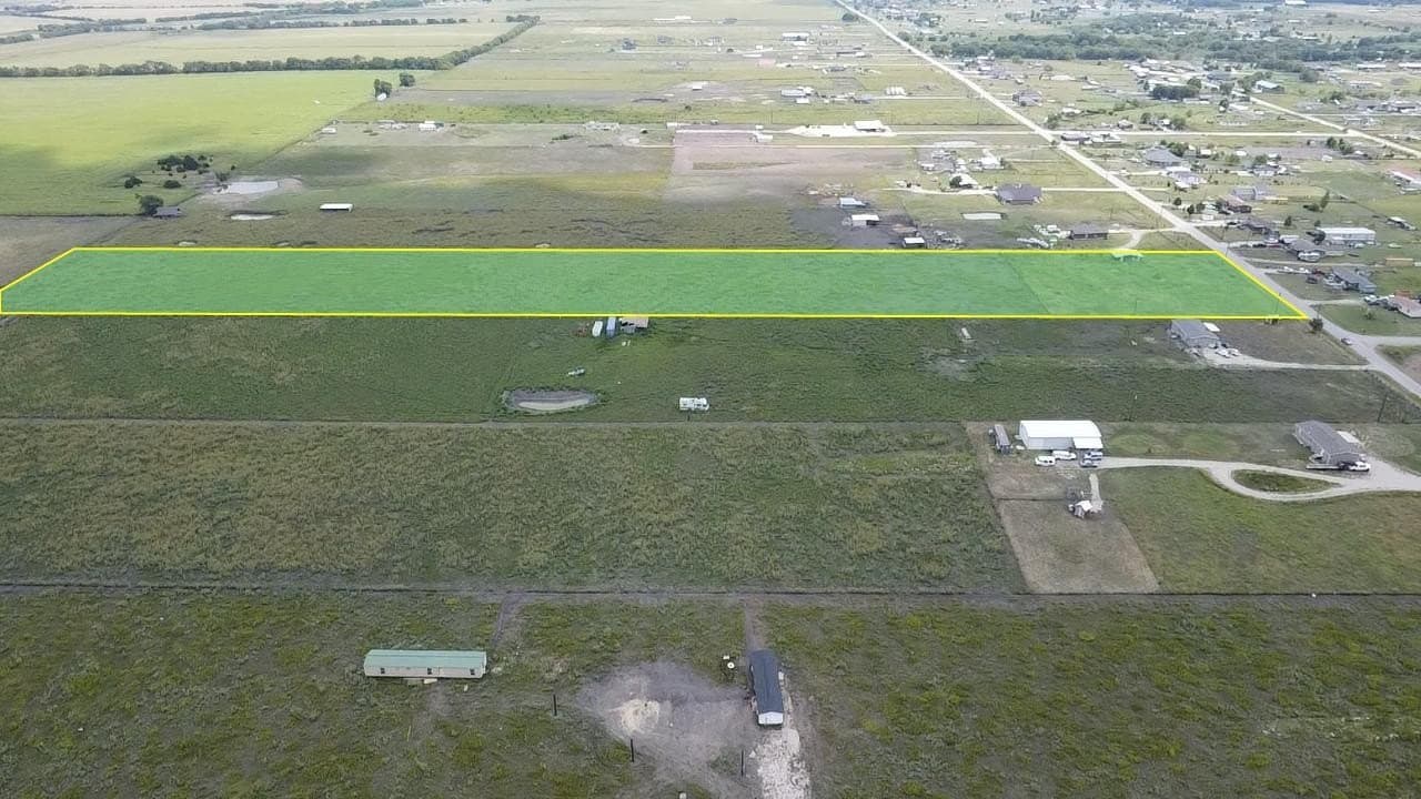 10.14 acres in Kaufman County - photo 2
