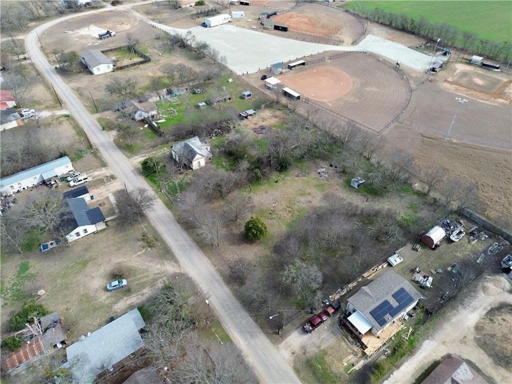 0.72 acres in McLennan County - photo 2