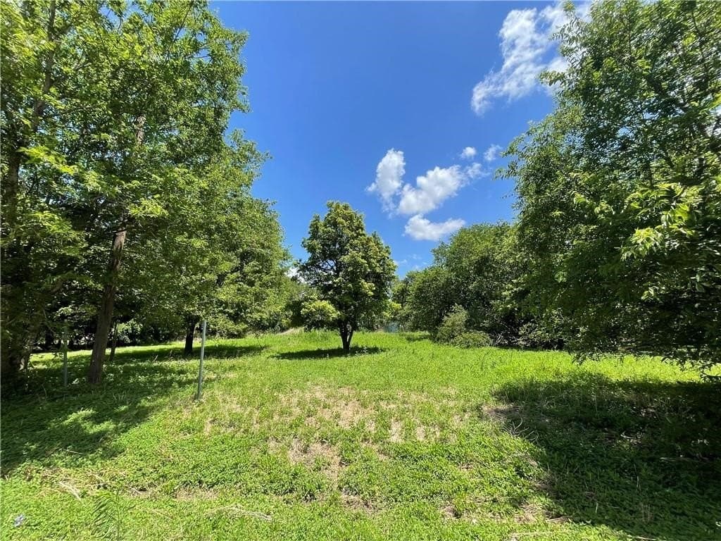 0.72 acres in McLennan County - photo 3