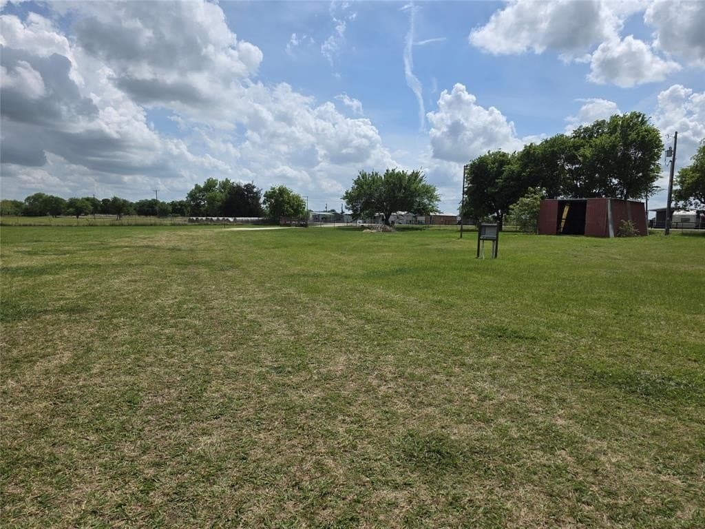 15.9 acres in Johnson County gallery image 4