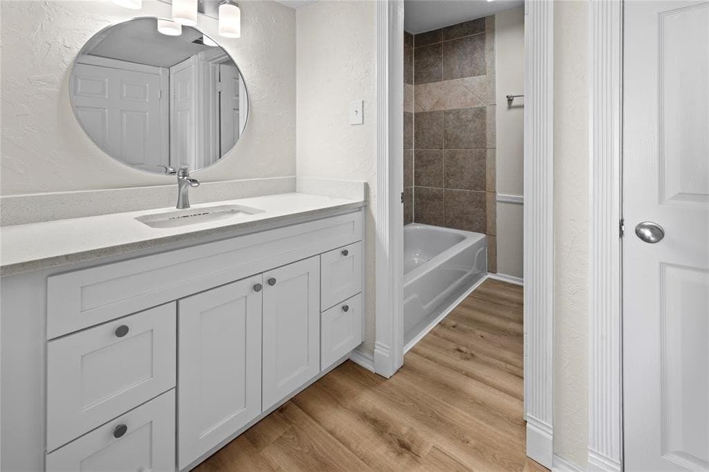 10.4 acres in Dallas County gallery image 4