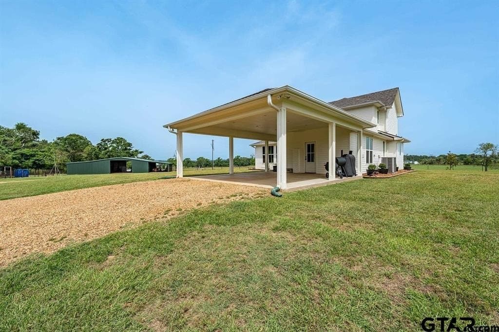 10 acres in Henderson County - photo 17