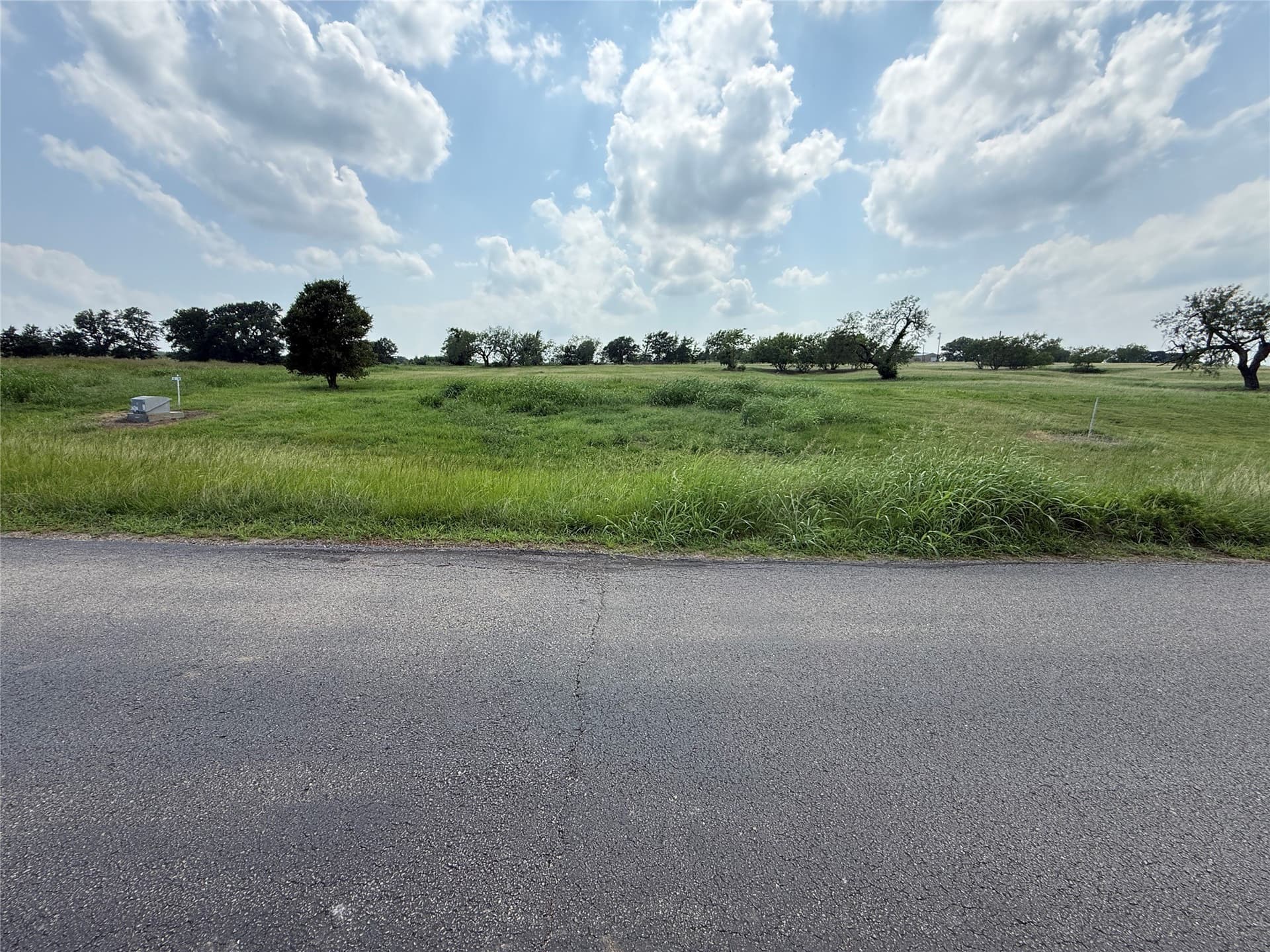 1 acres in Navarro County gallery image 3