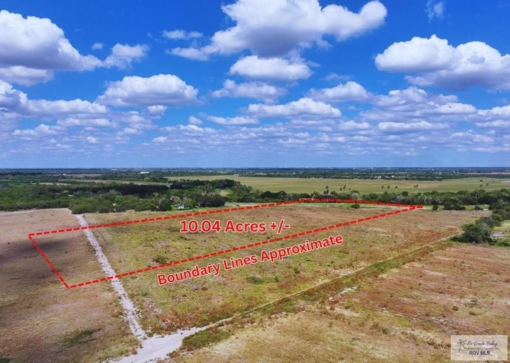 10.04 acres in CAMERON County gallery image 3
