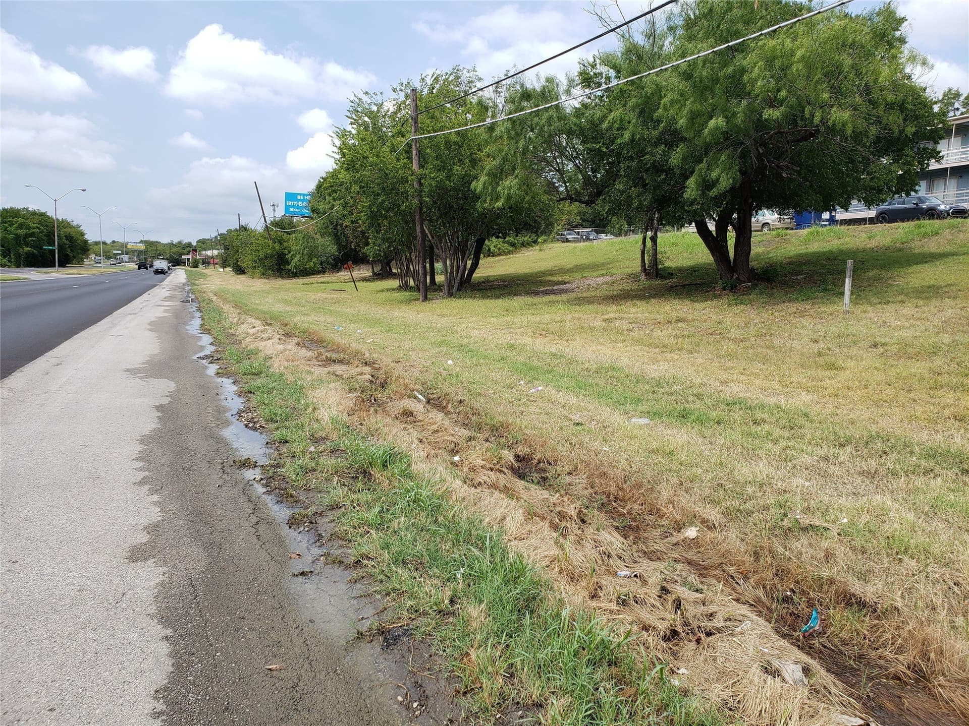 1.39 acres in Tarrant County - photo 31