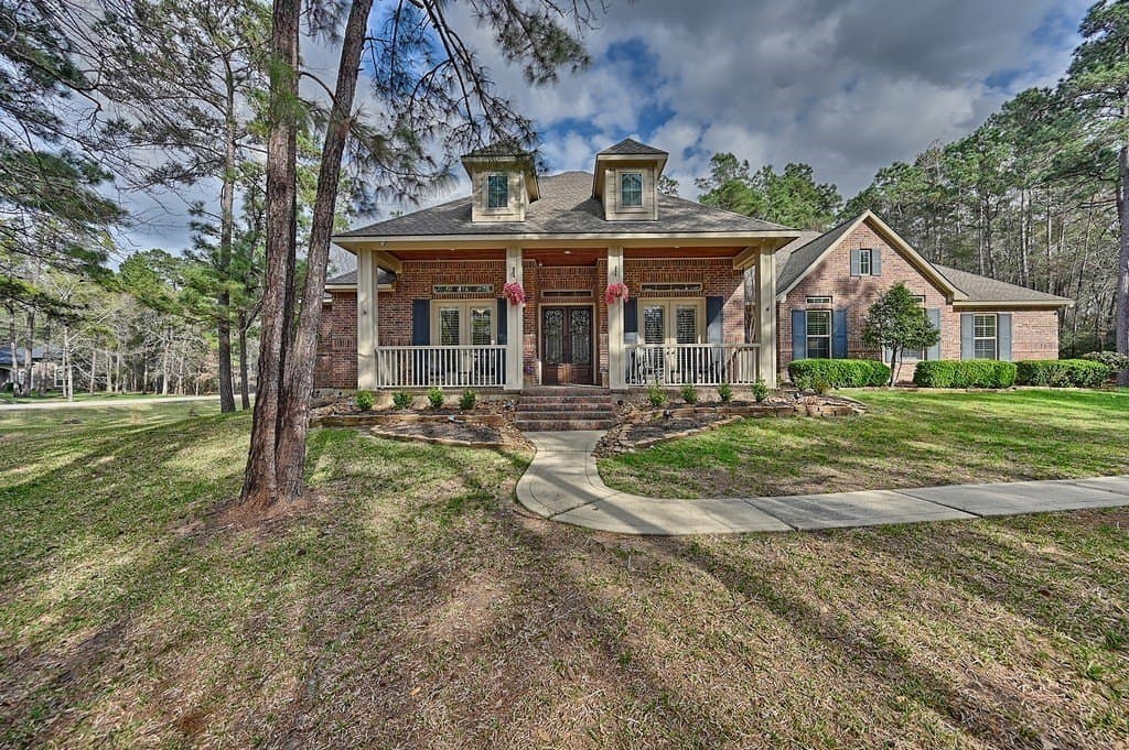 1.37 acres in Montgomery County