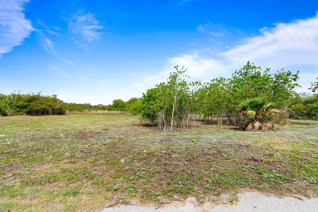 0.8 acres in Texas County - photo 12