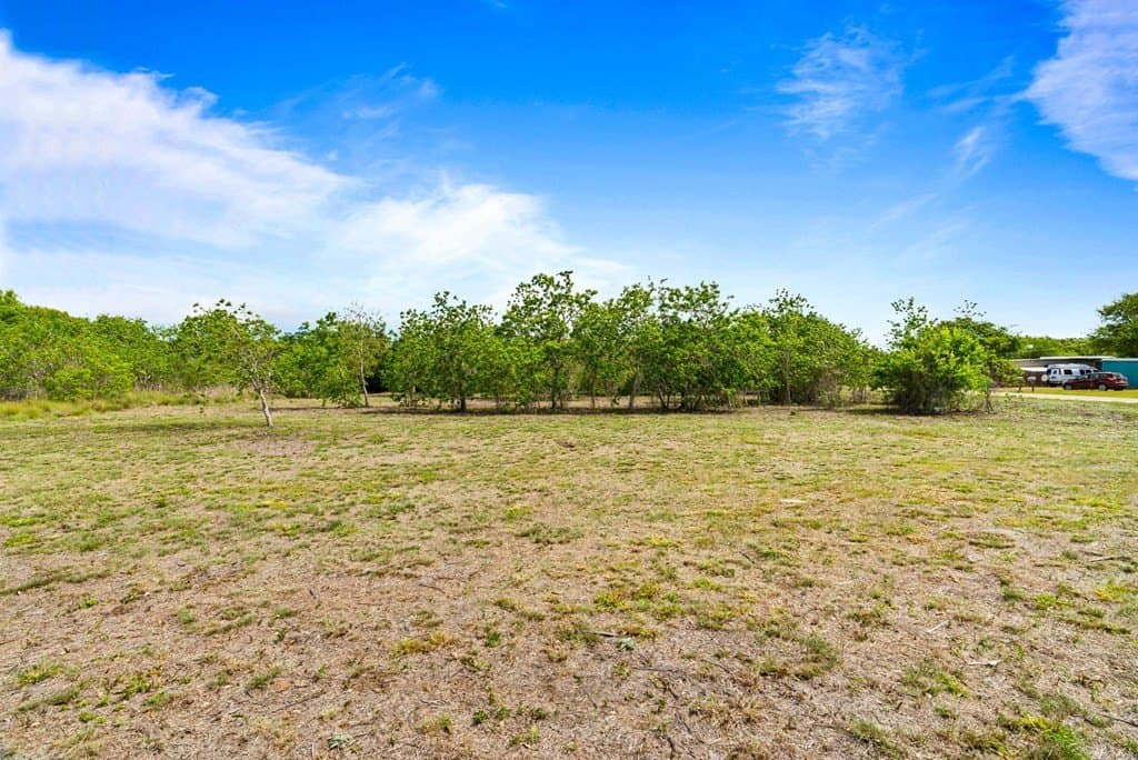 0.8 acres in Texas County - photo 15
