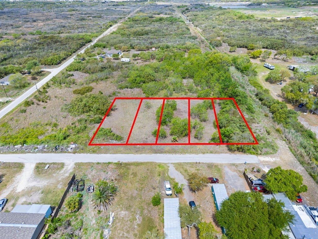 0.8 acres in Texas County gallery image 2