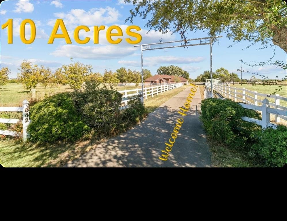 10 acres in Collin County gallery image 4
