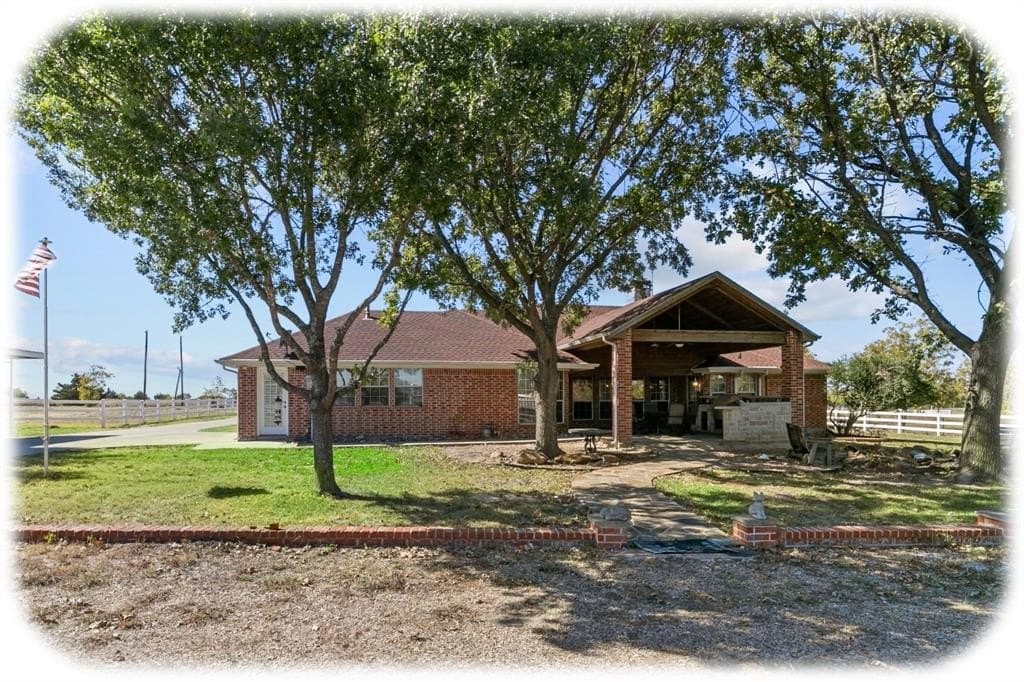 10 acres in Collin County gallery image 2