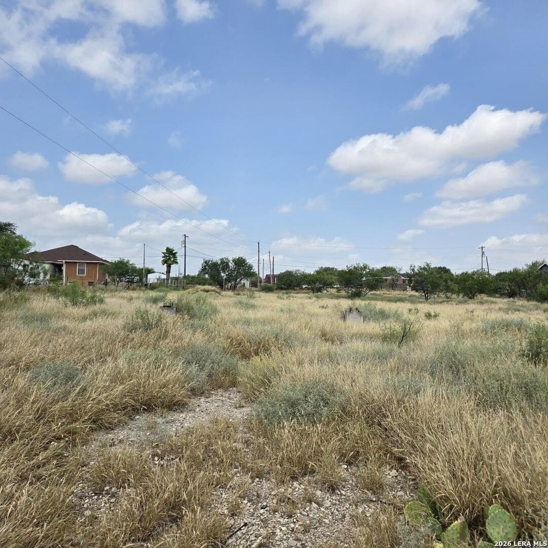 1.22 acres in Maverick County - photo 5