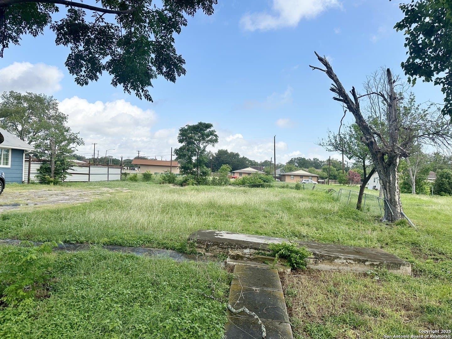 0.14 acres in Bexar County - photo 4