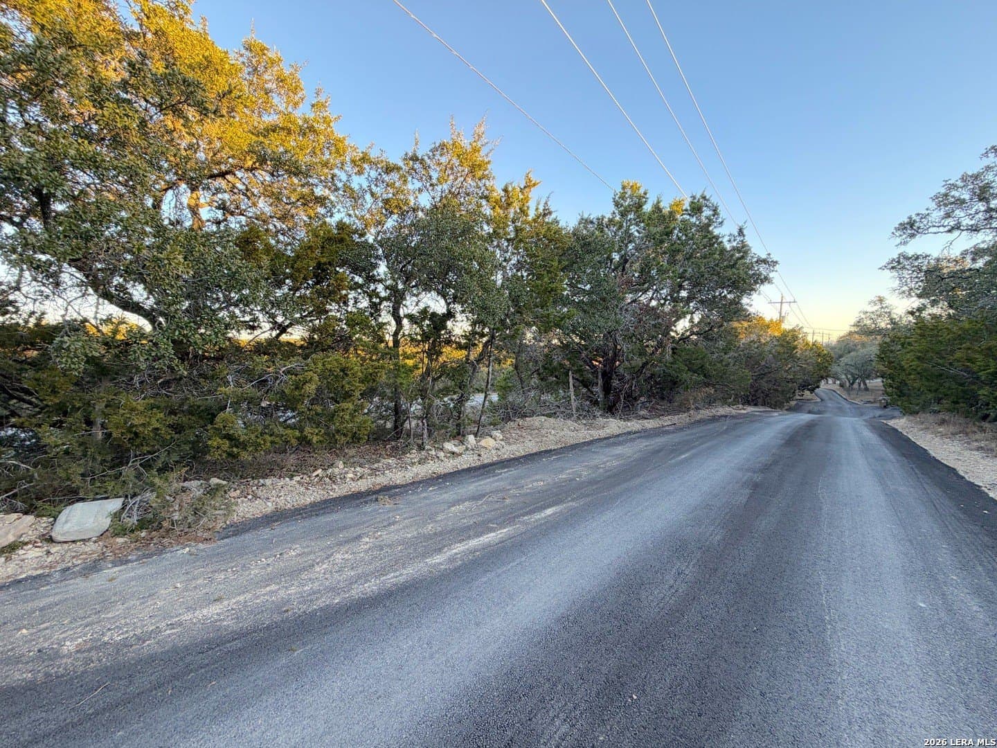 0.5 acres in Comal County - photo 8
