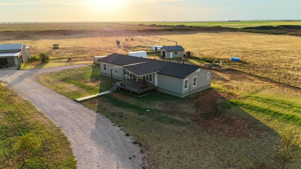 10 acres in Terry County - photo 3