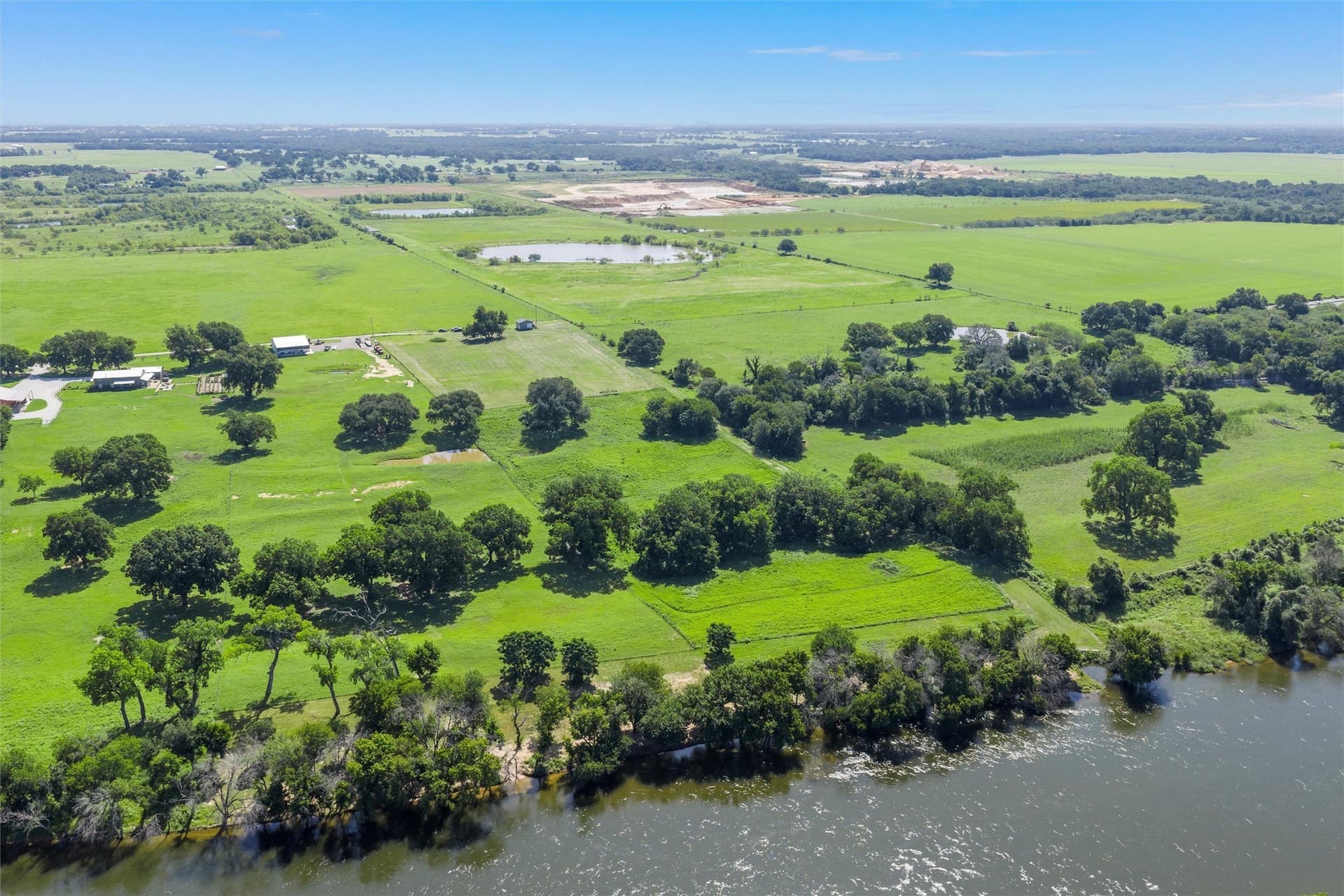 10 acres in Hill County - photo 6