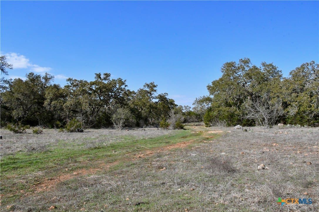 12.55 acres in Comal County - photo 13