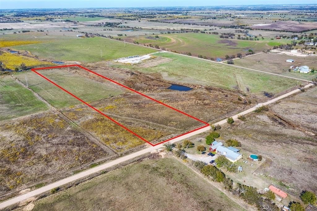 11 acres in Johnson County