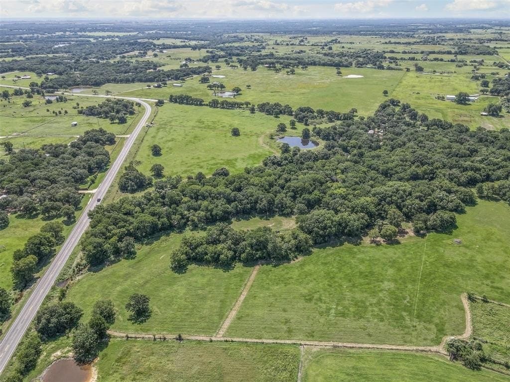 22.11 acres in Hill County gallery image 4