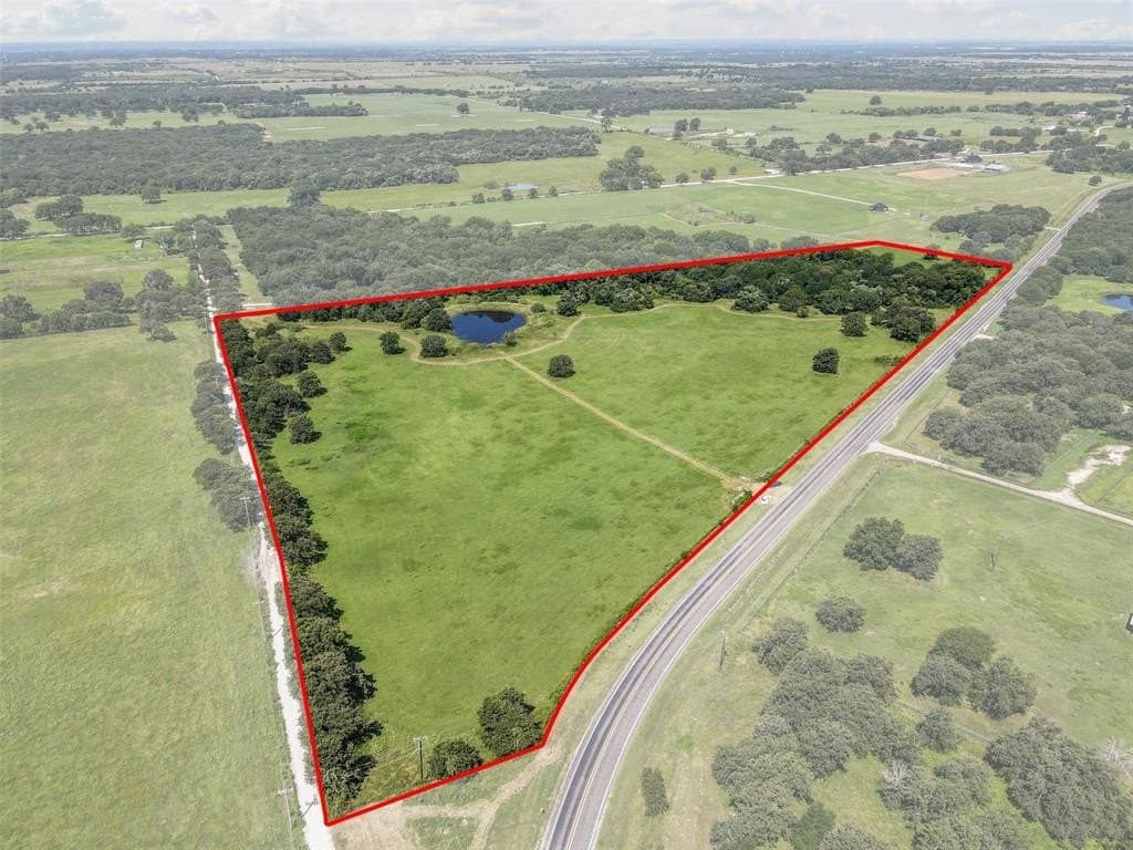 22.11 acres in Hill County