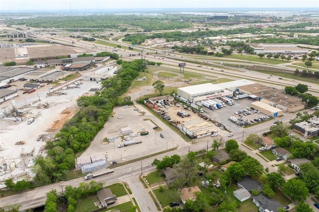 7.5 acres in Tarrant County gallery image 2