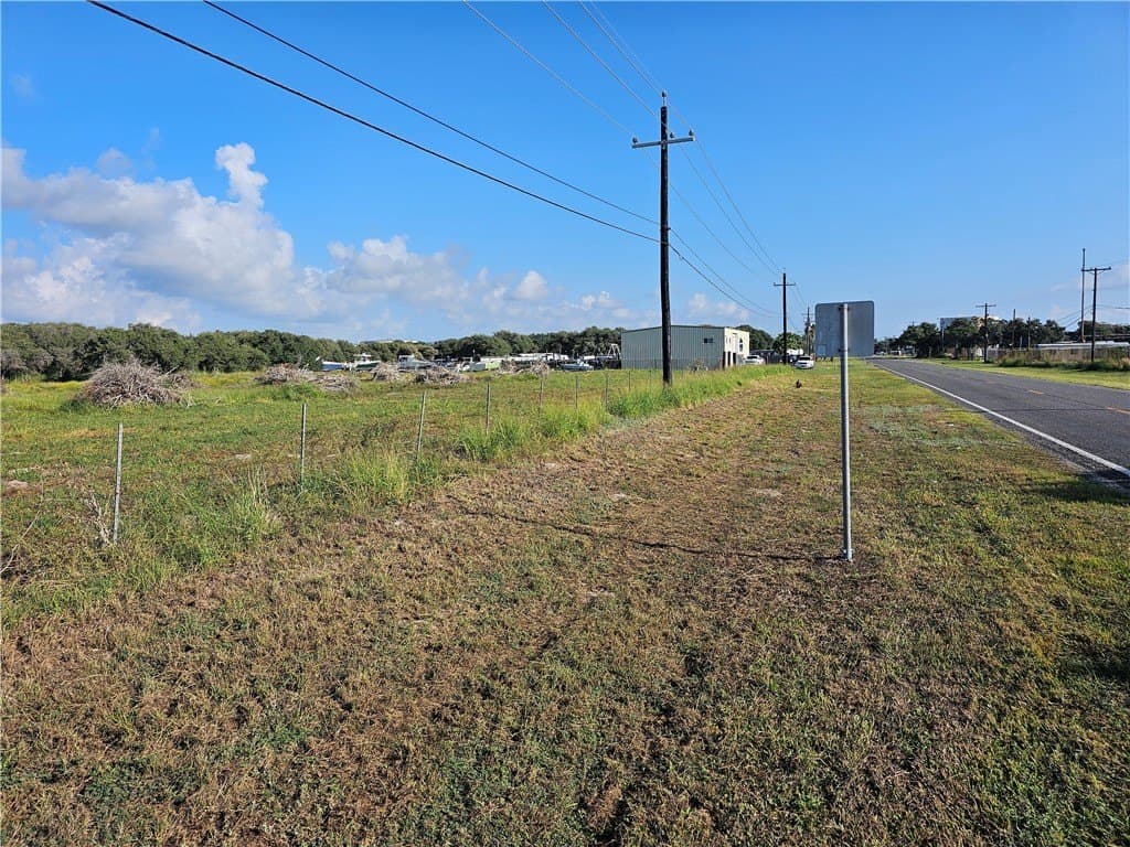 3.25 acres in San Patricio County gallery image 2