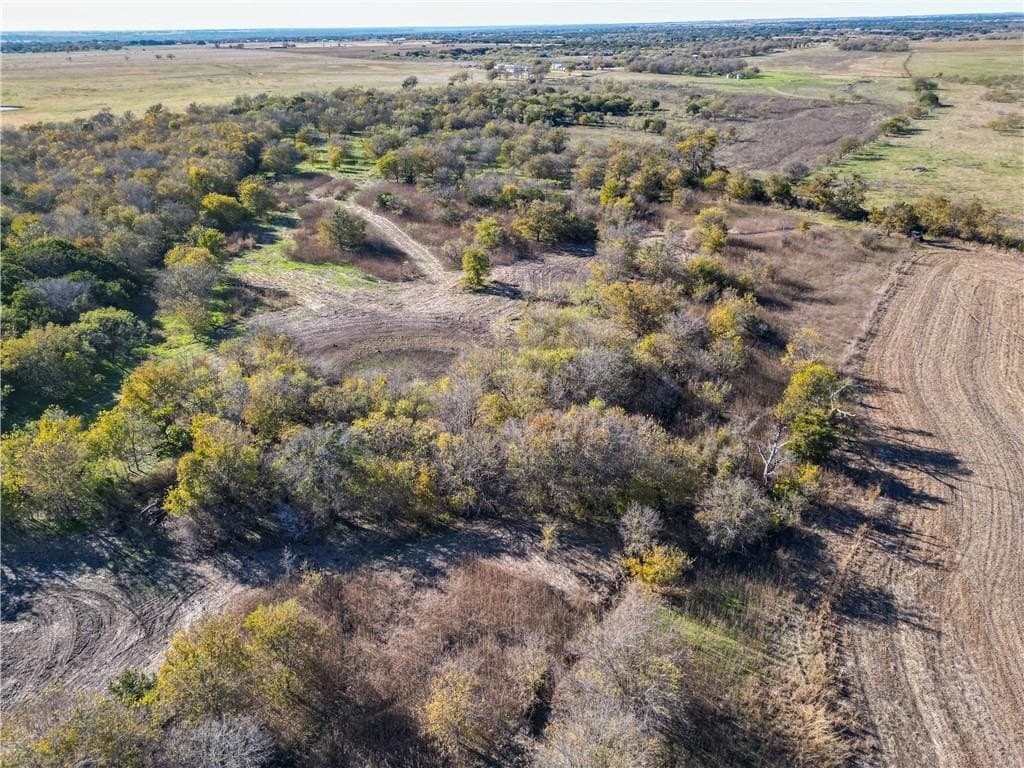 20 acres in McLennan County