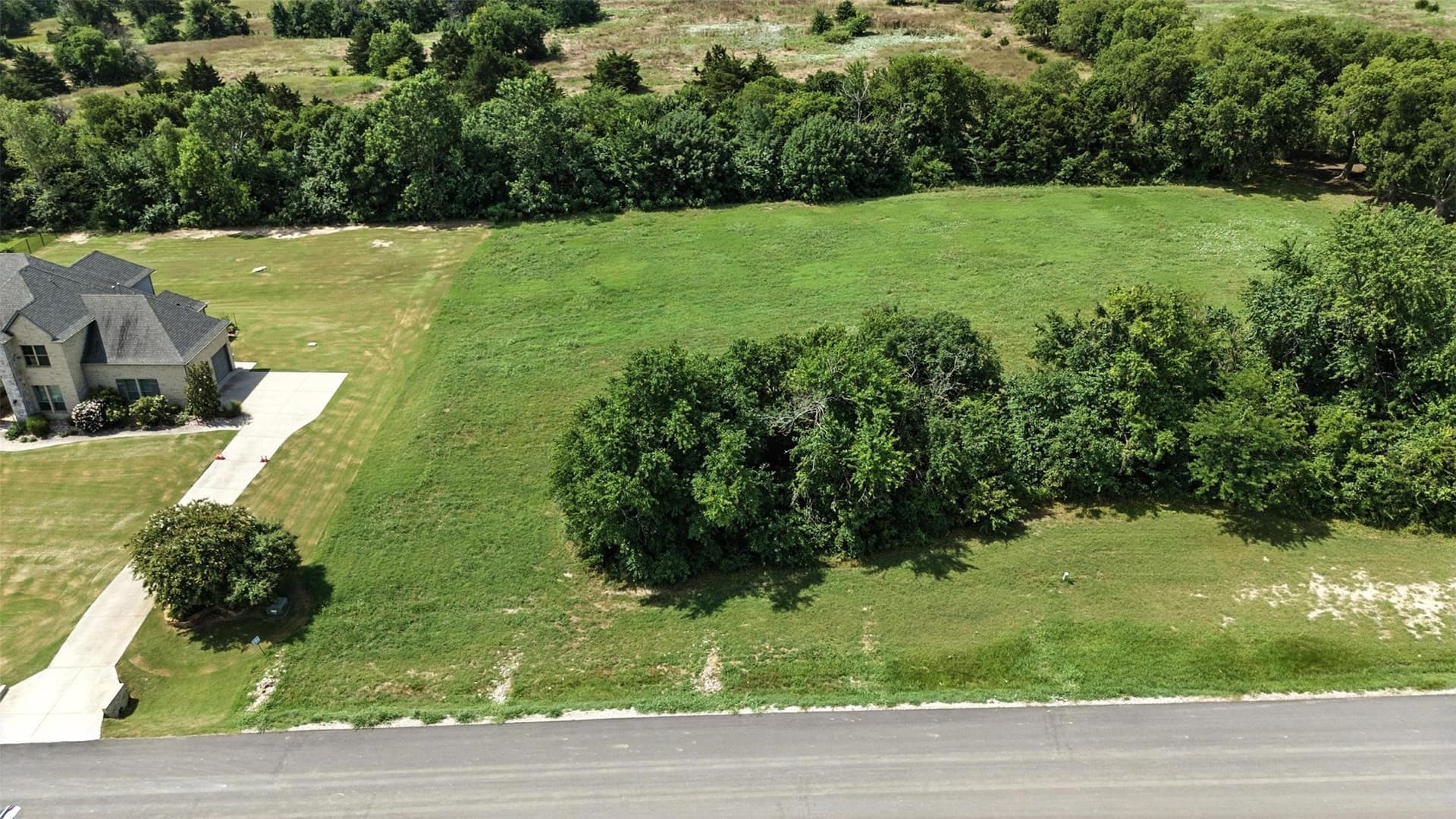 1 acres in Collin County gallery image 3