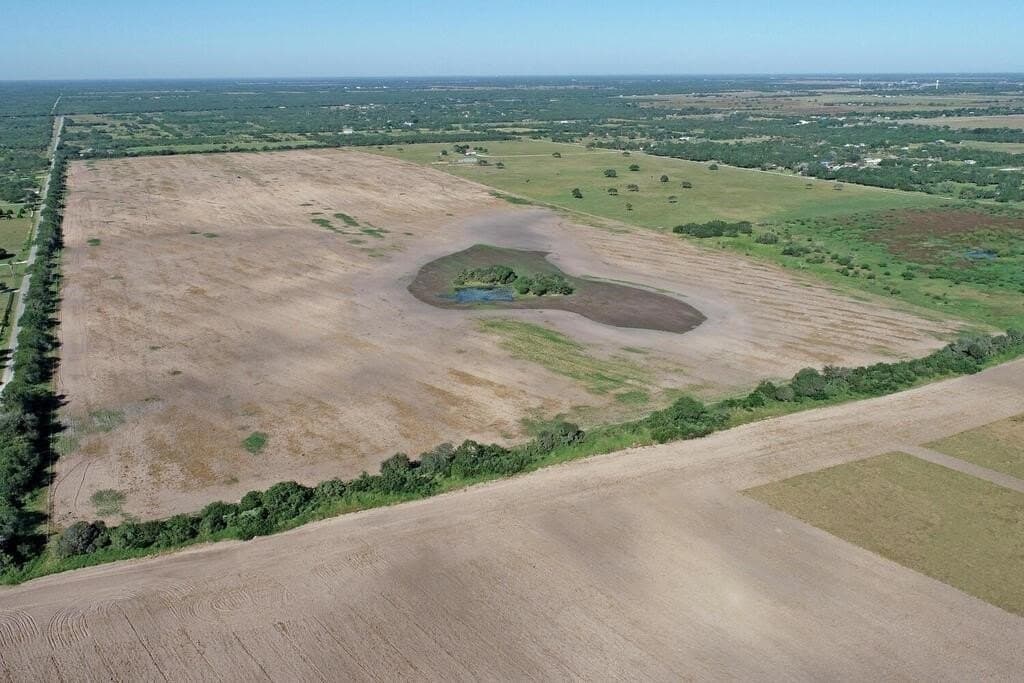 10 acres in Kleberg County gallery image 3