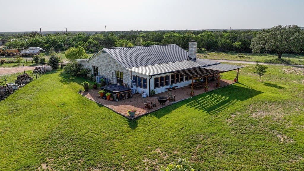 320 acres in McCulloch County - photo 13