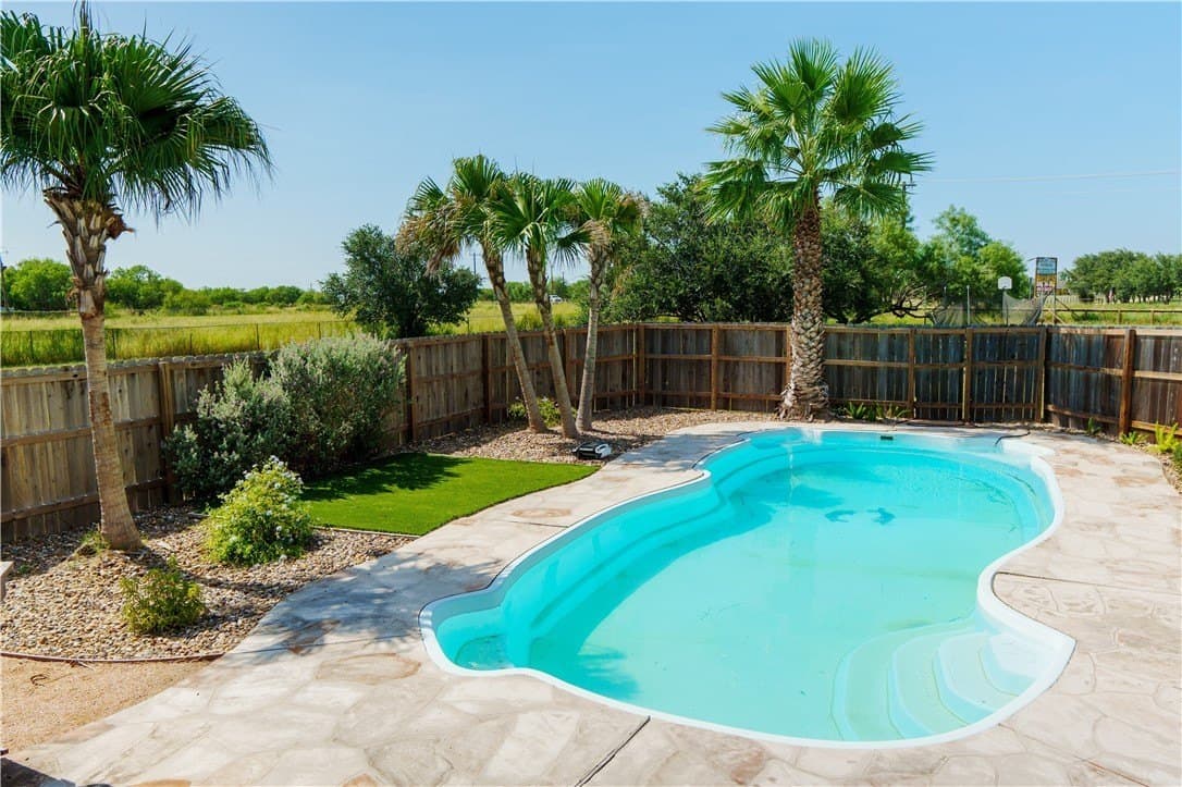 99,230 acres in Nueces County - photo 6