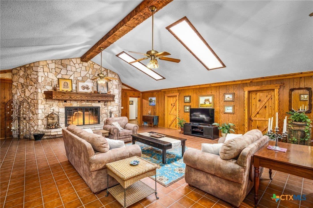 15.62 acres in Comal County - photo 14