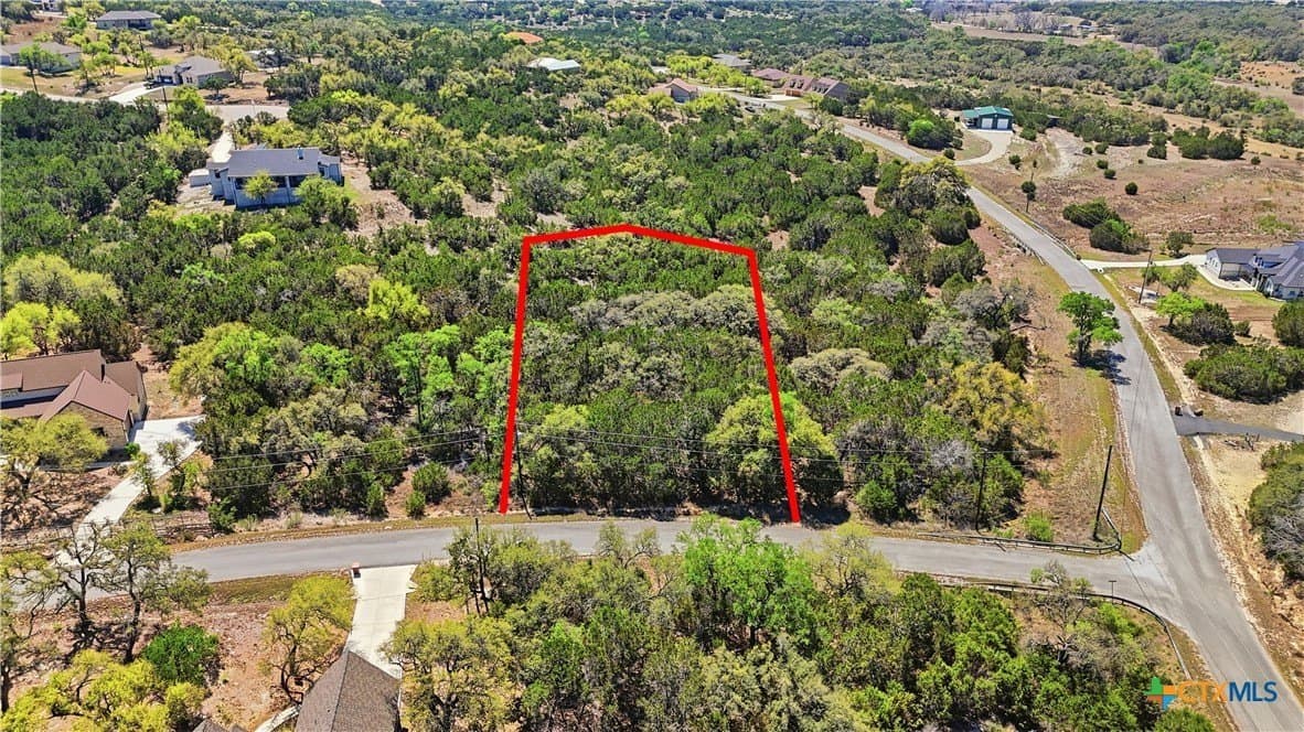 1.13 acres in Comal County gallery image 4