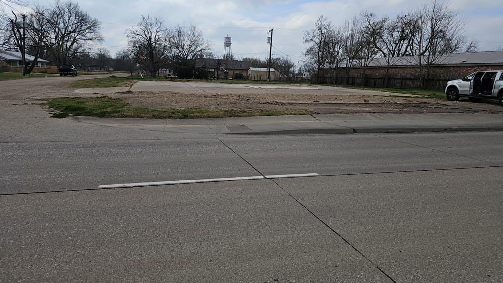 0.24 acres in Navarro County gallery image 4
