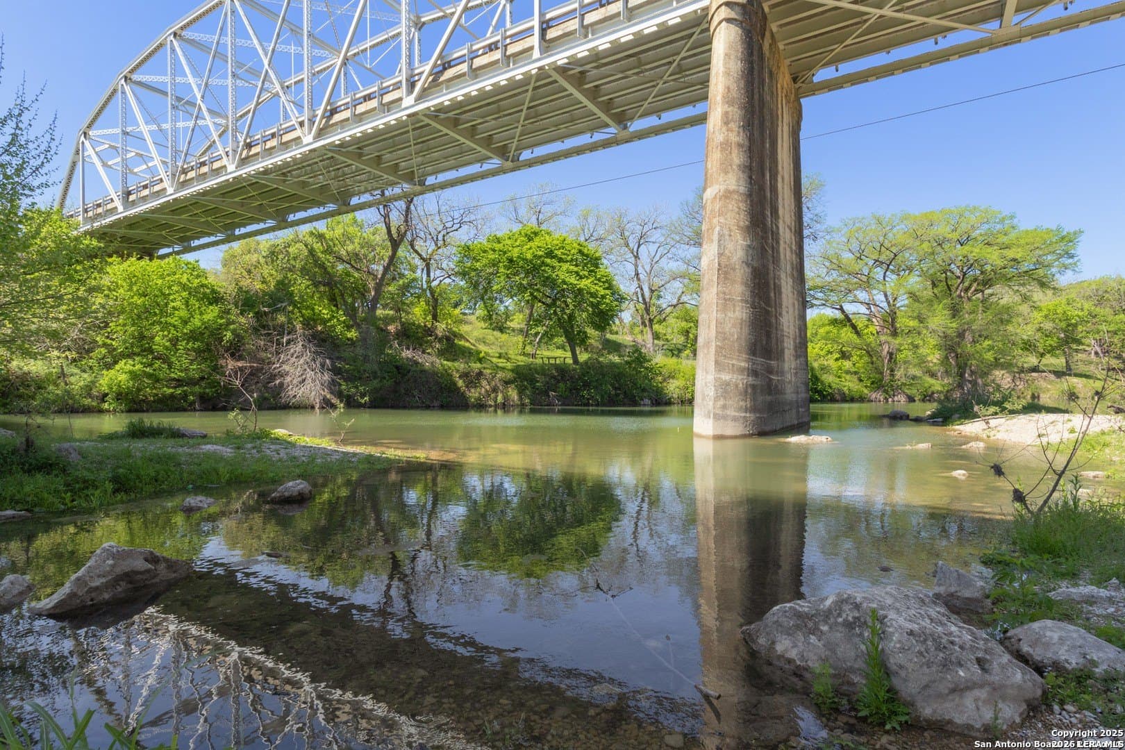 1.1 acres in Comal County - photo 7