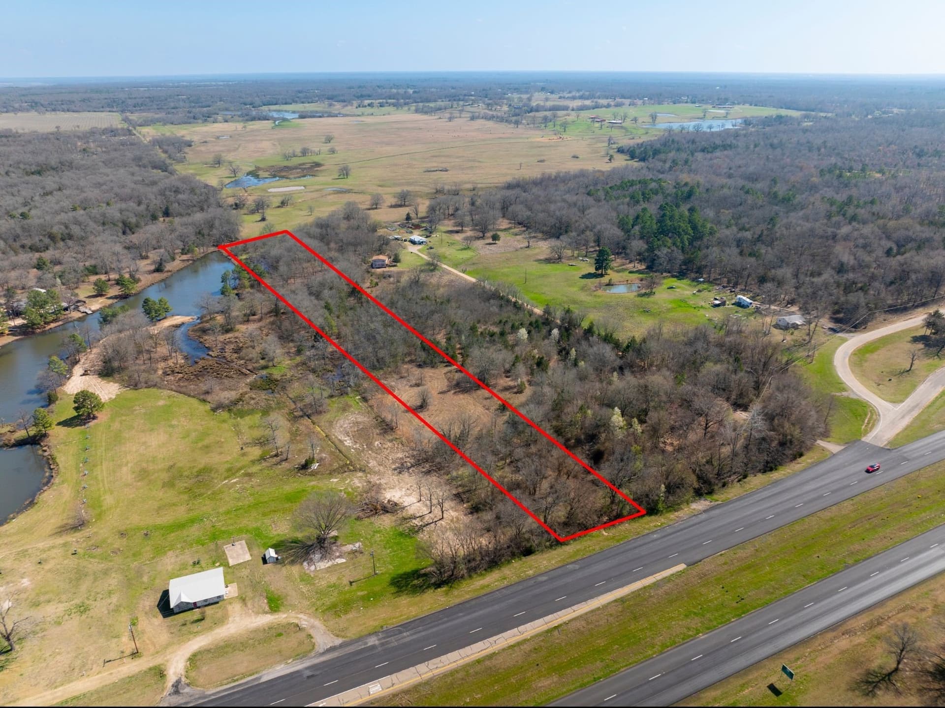 4 acres in Lamar County gallery image 4