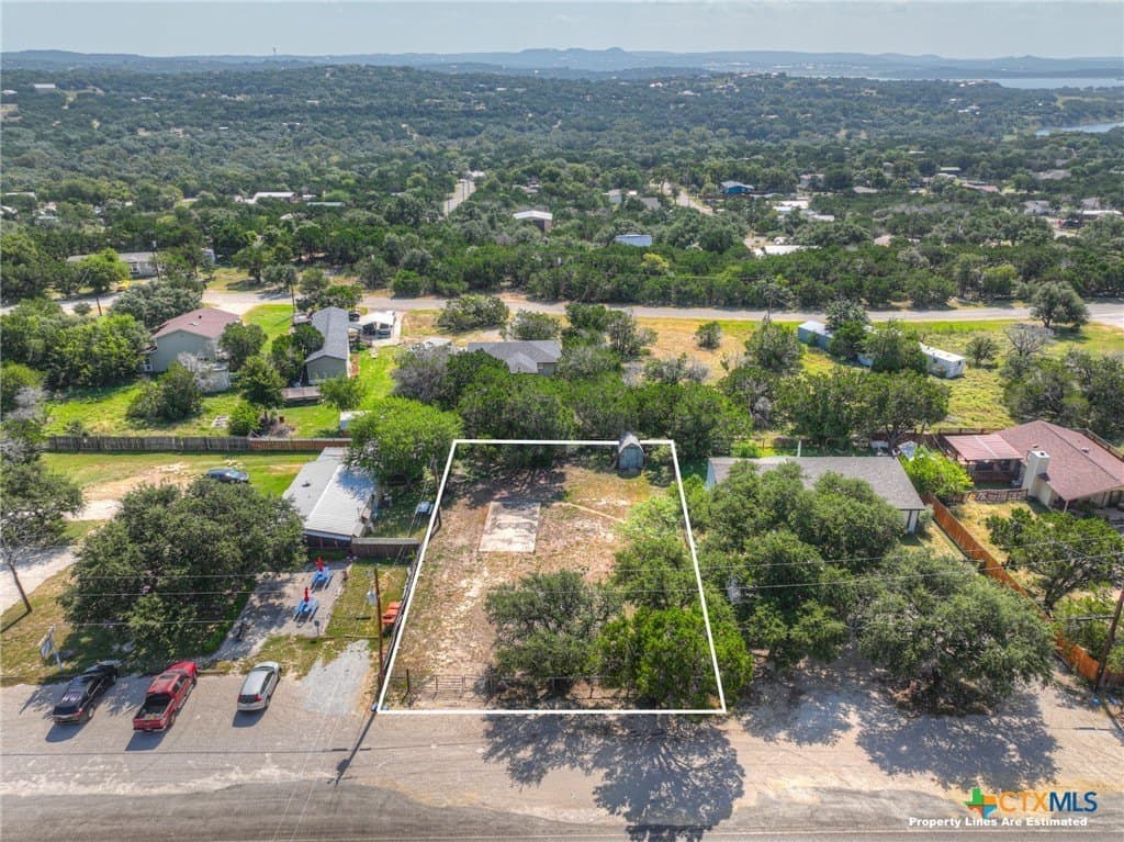 0.23 acres in Comal County - photo 9