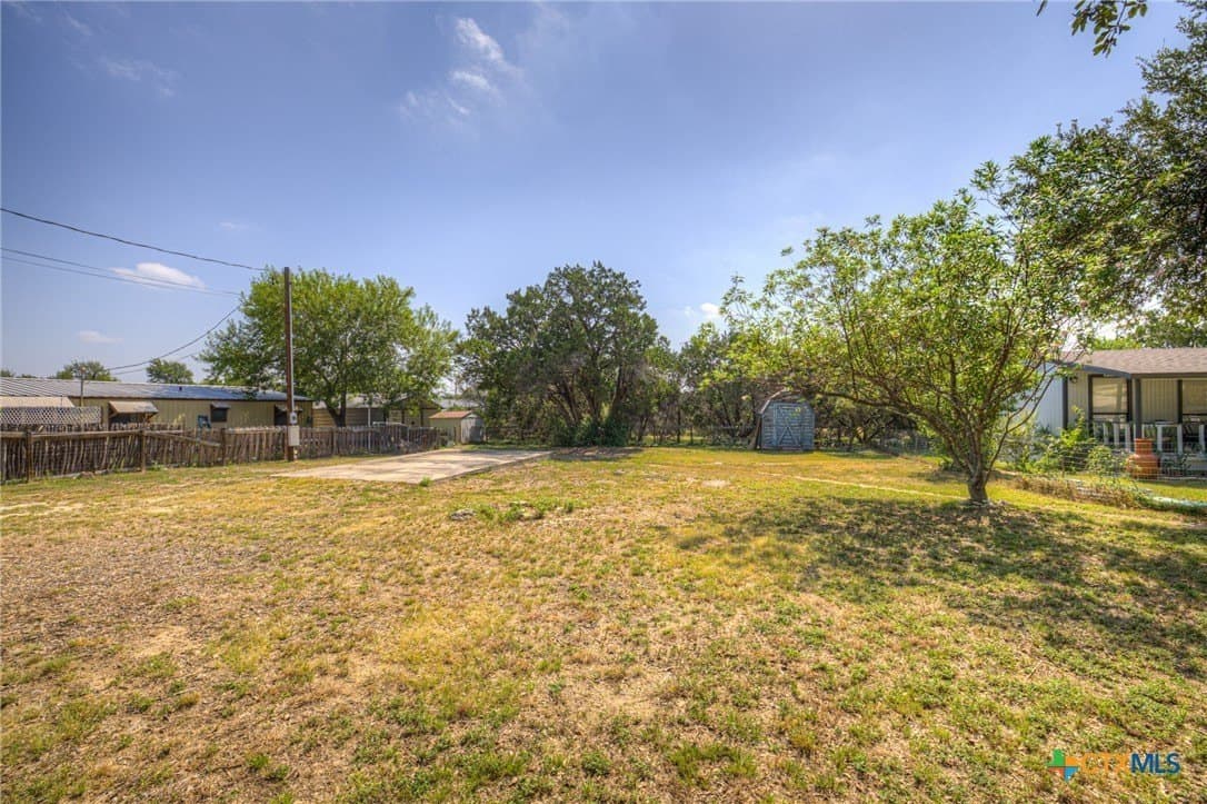 0.23 acres in Comal County - photo 6