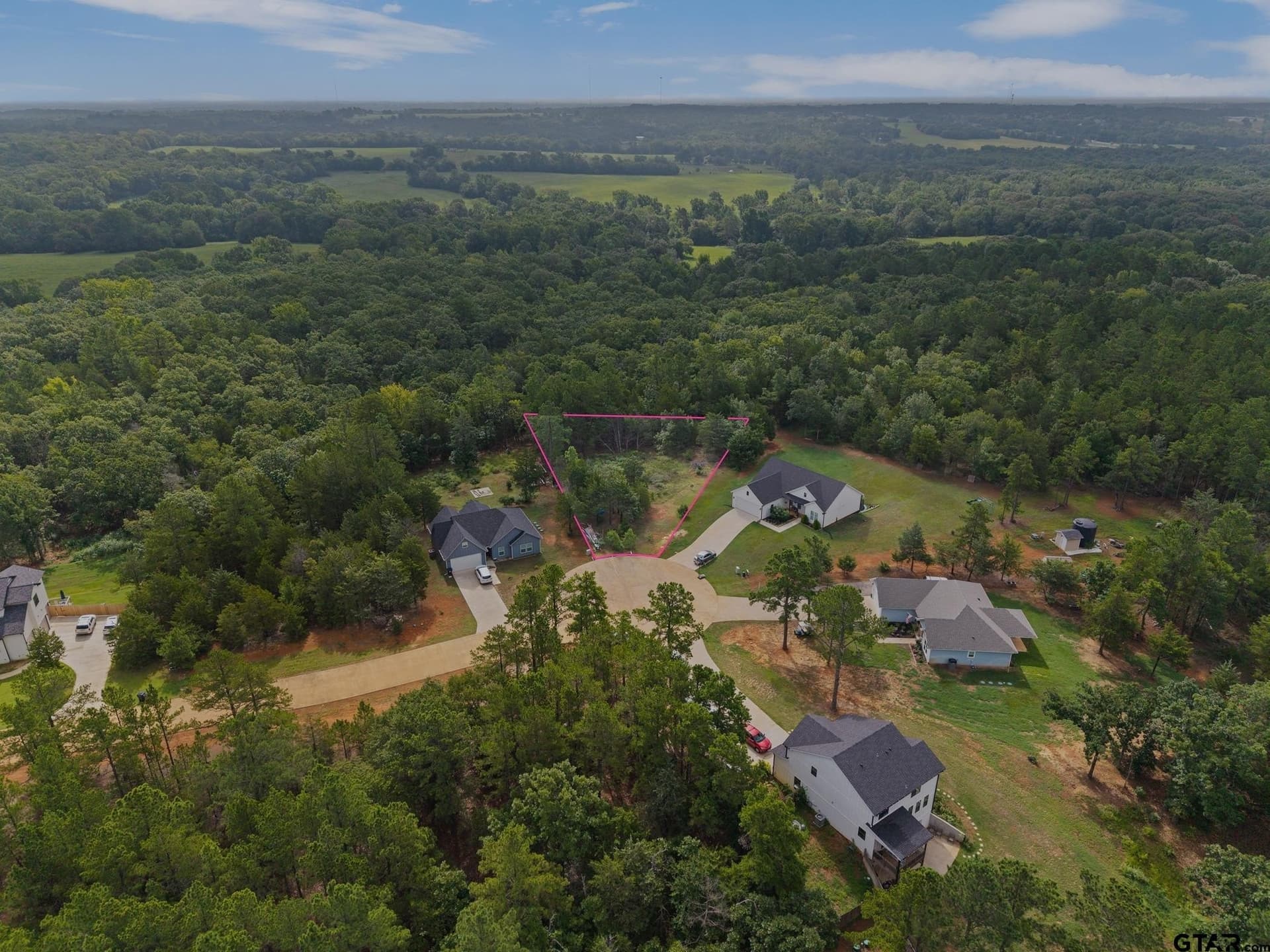 0.5 acres in Smith County - photo 3