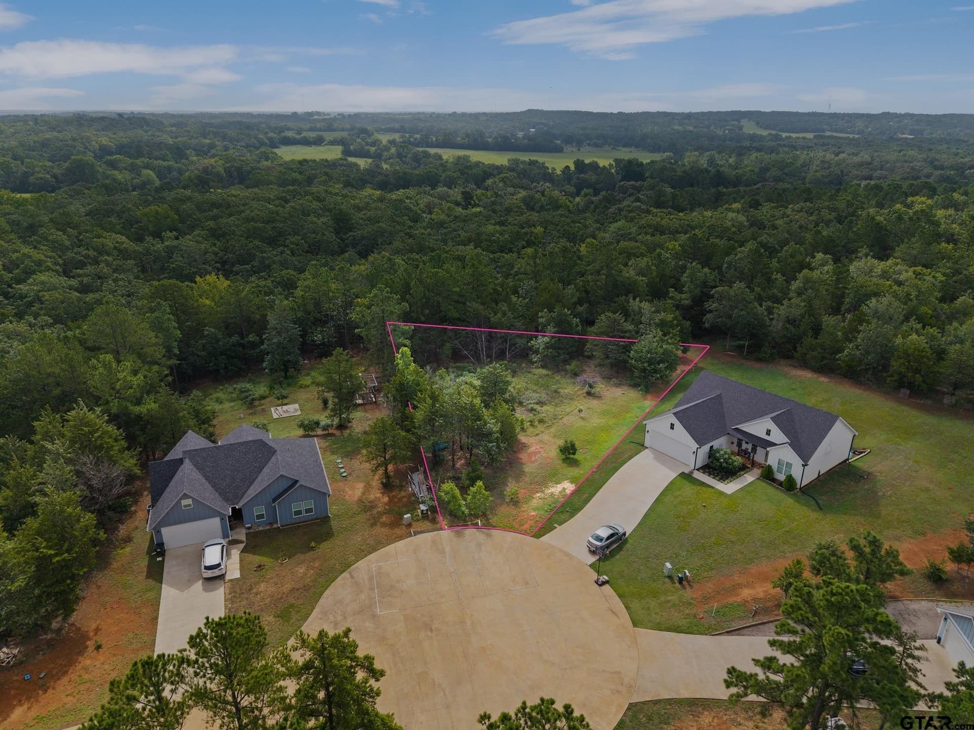 0.5 acres in Smith County - photo 2