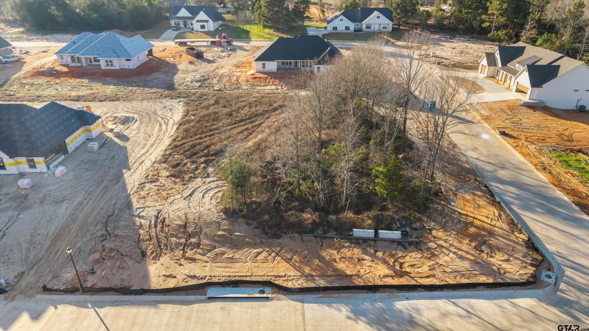 0.55 acres in Smith County - photo 12