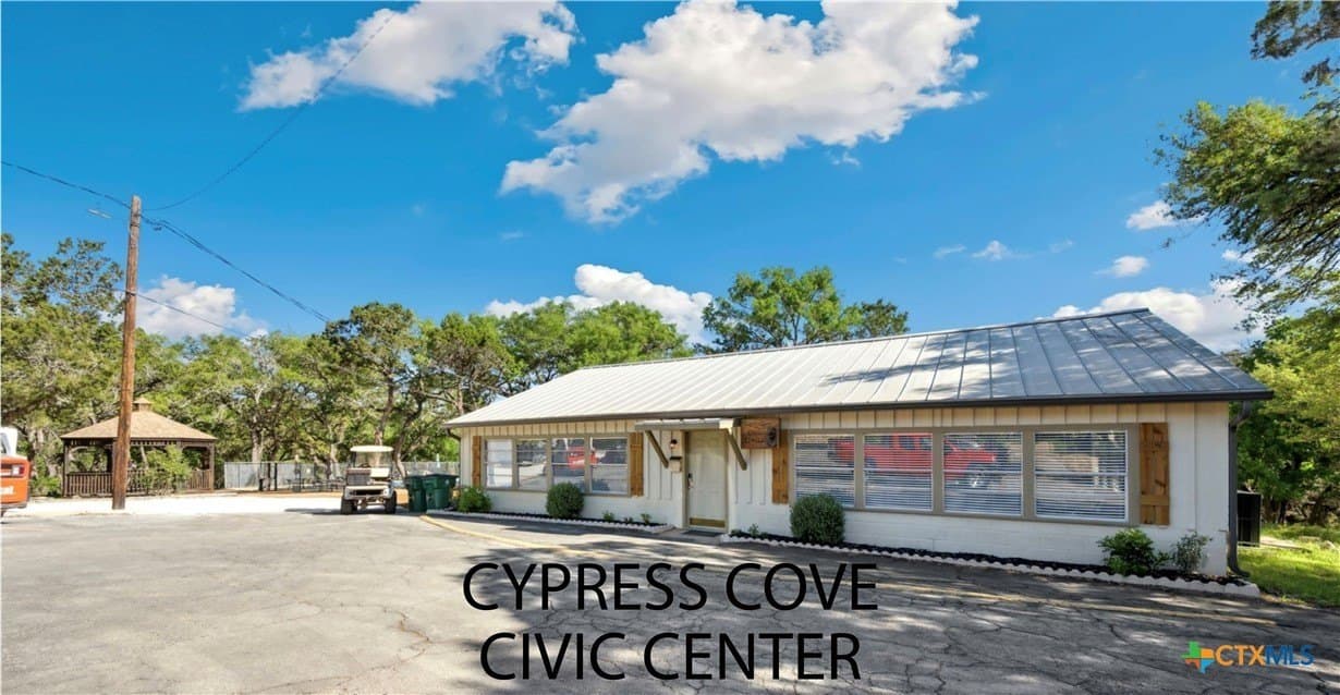0.51 acres in Comal County - photo 15