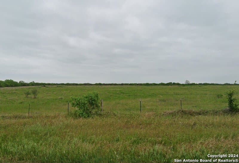 36.33 acres in Gonzales County - photo 2