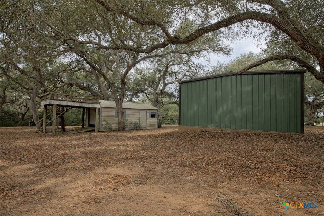 20 acres in Victoria County - photo 43