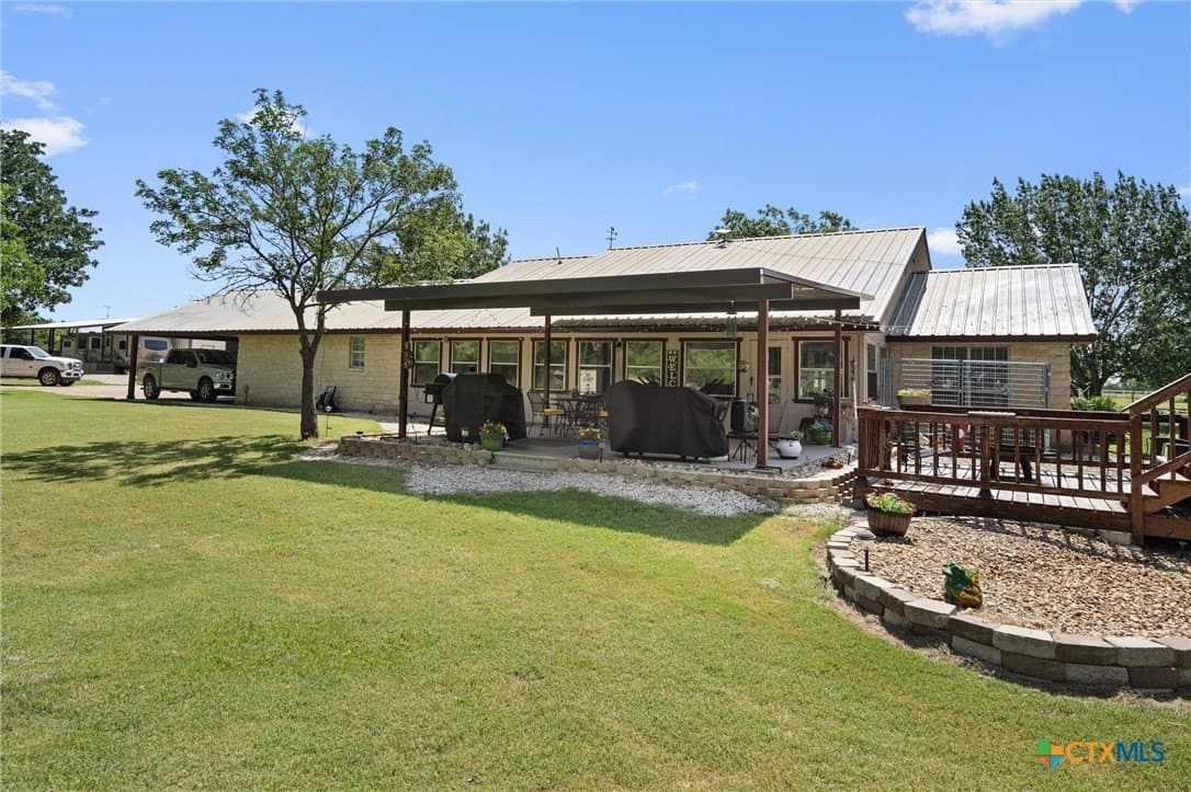 16.32 acres in Milam County - photo 33
