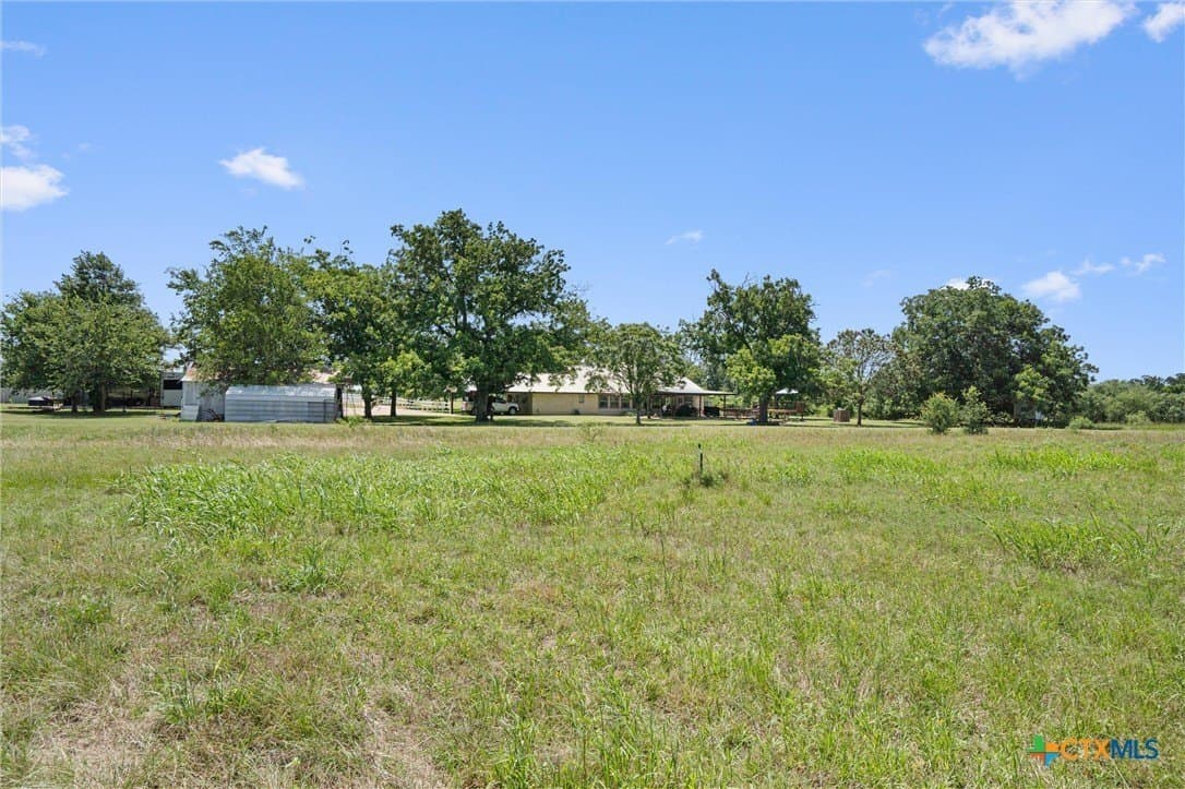 16.32 acres in Milam County - photo 38