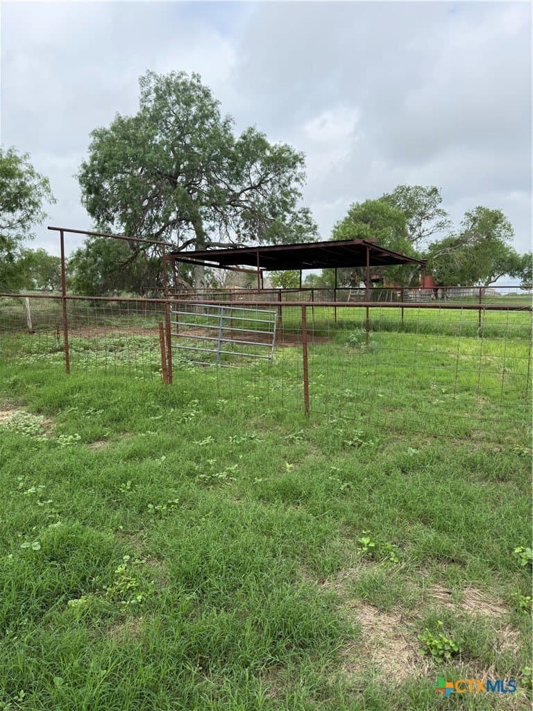 11.32 acres in Bexar County - photo 9
