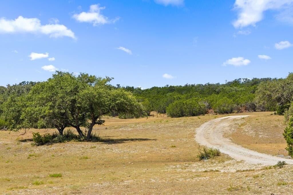 60.61 acres in Comal County - photo 7
